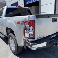 American Central Collision Center - Gallery Image